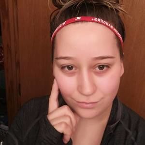 Meet your Posher, Alicia